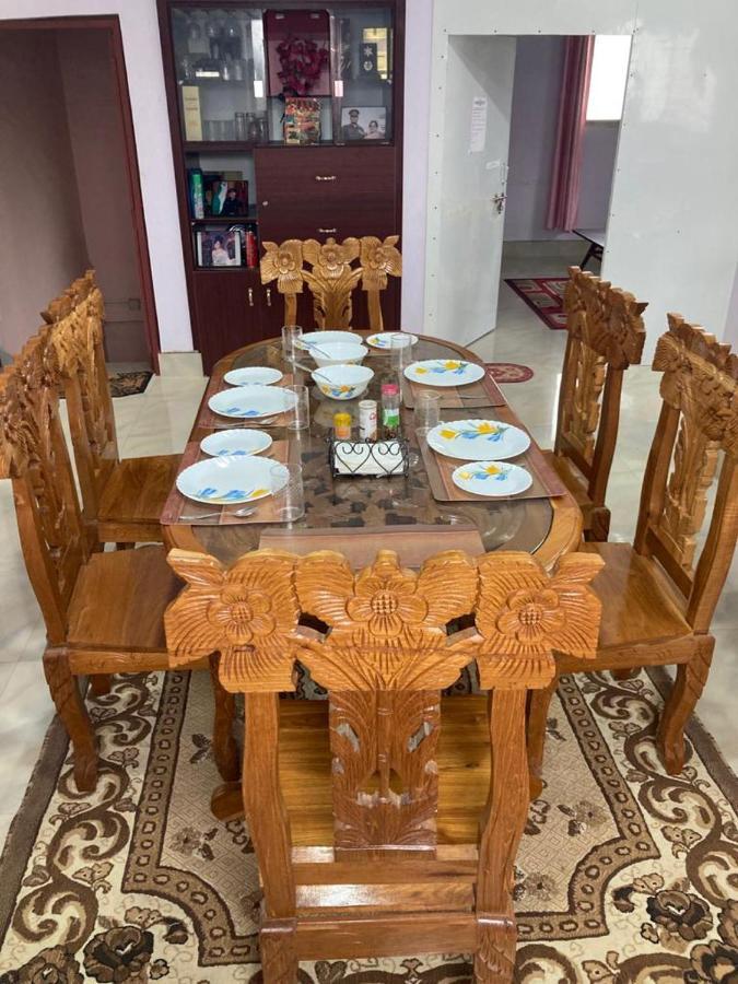 Haobam House Apartment Имфал Екстериор снимка